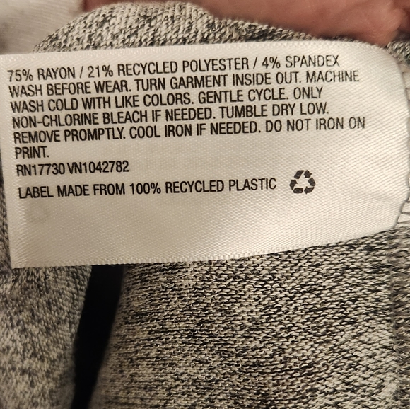 Cat & Jack St Patricks Day Set - Picture 4 of 7